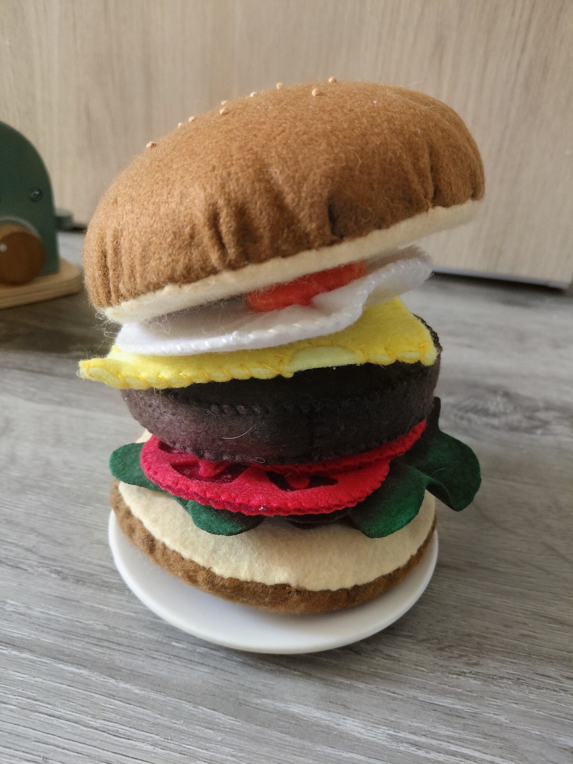 Hamburguesa "Súper Completa" de Fieltro – Juguete Artesanal de Tela - 1